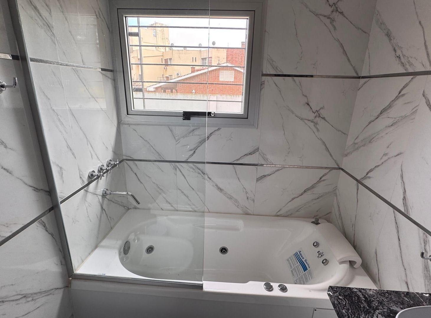 Foto de Venta casa 3 dormitorios refaccionada a nuevo, imagen 3