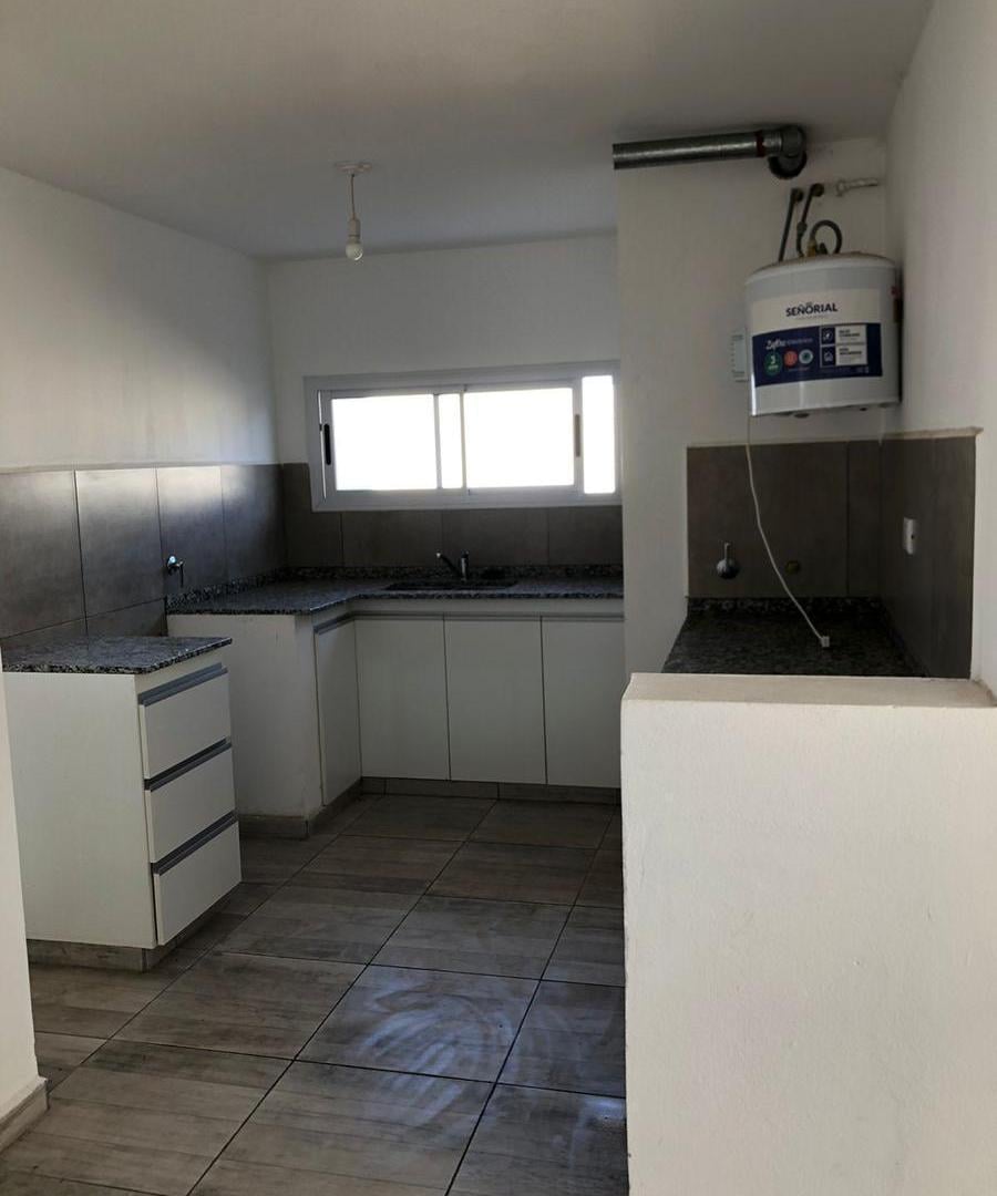 Foto de ALQUILER DE DUPLEX DE 2 DORMITORIOS EN VALLE CERCANO, imagen 1