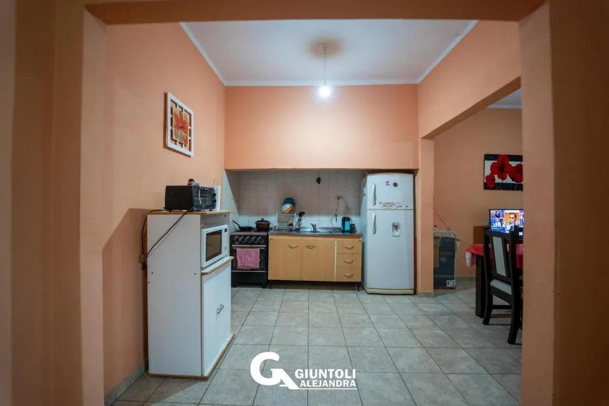 Casa a La Venta de 2 Dorm. en Barrio Yofre Norte