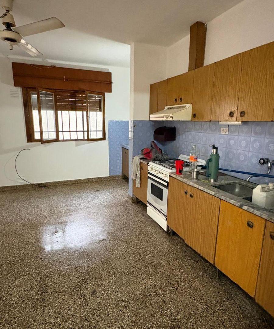 Foto de ALQUILER BROWN 1891 ESQ RUTA 20 CASA 3 DORMITORIOS COCHERA X 2 PATIO, imagen 2