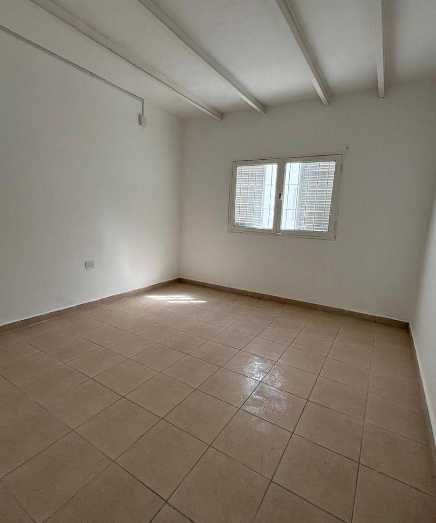 Foto de VENTA DE CASA DE 2 DORMITORIOS, CALLE GAONA 1194 BARRIO LOS PLATANOS, imagen 1