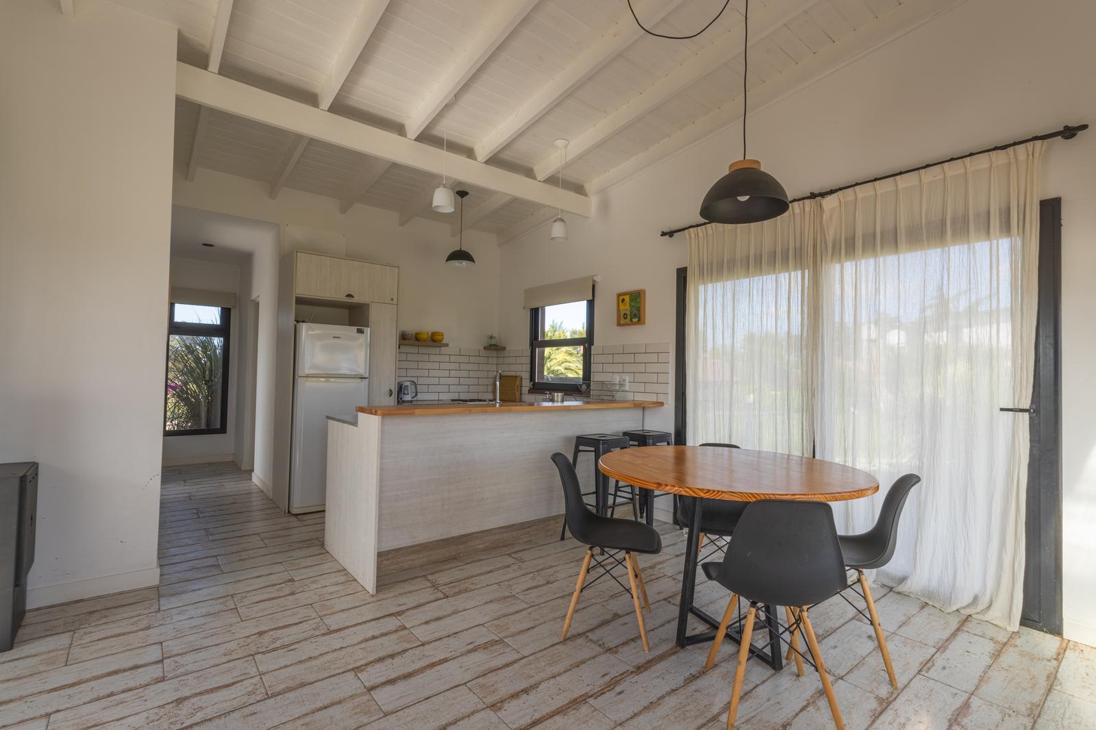 Moderno complejo de cabañas en Barrio Santa Isabel - Chapadmalal
