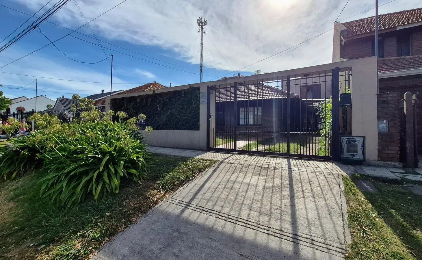 Excelente chalet en Parque Luro con patio y quincho 5