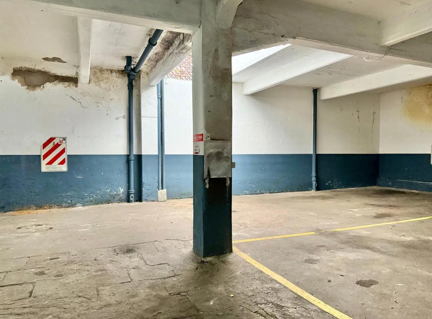 Cocheras o deposito en alquiler de 256 mts2 4