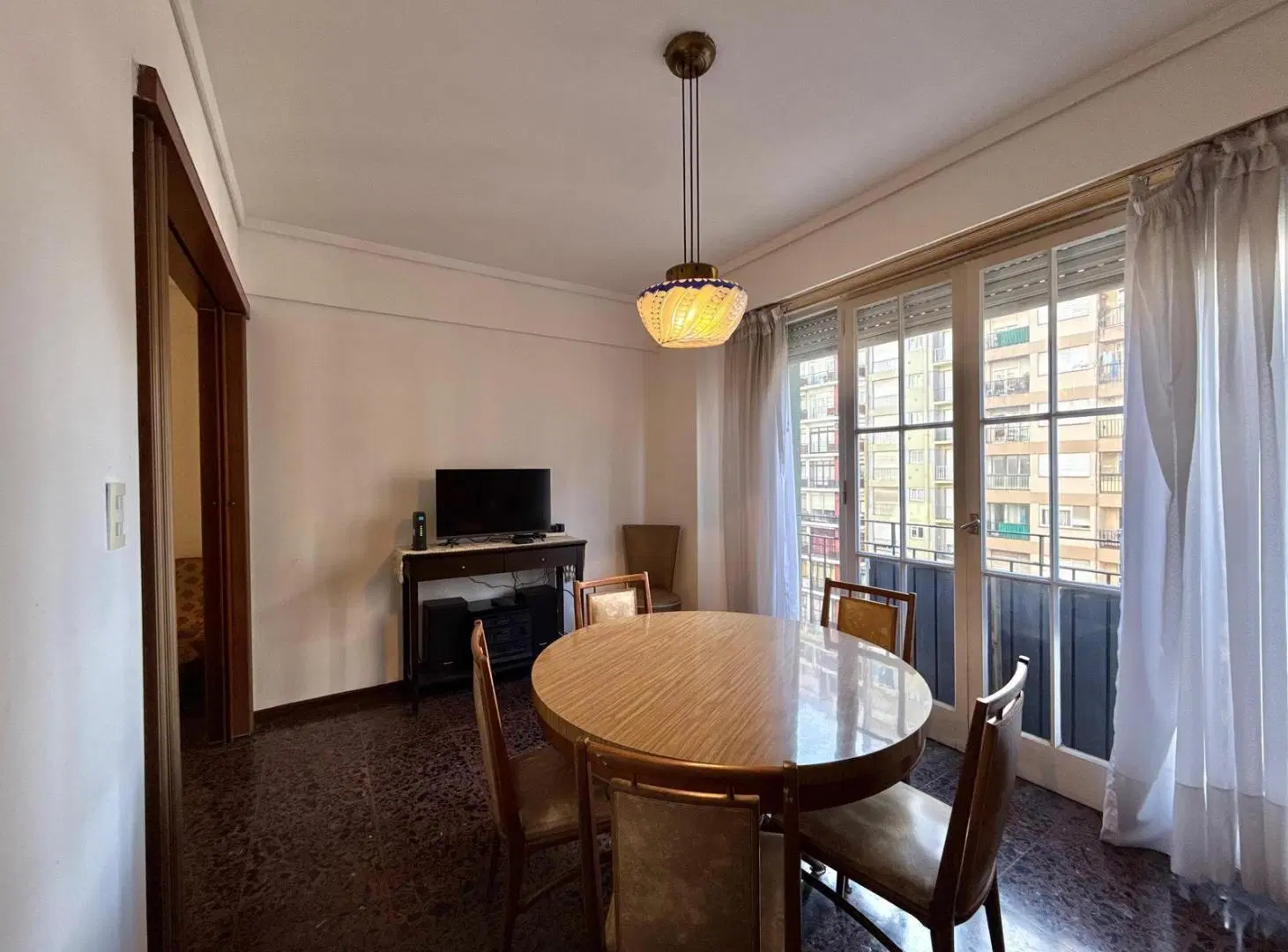 Venta departamento de 3 ambientes a la calle 4