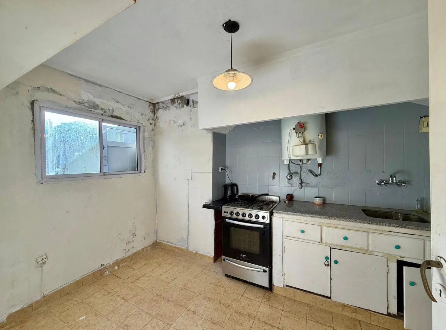 Casa en block en barrio Chauvin 5