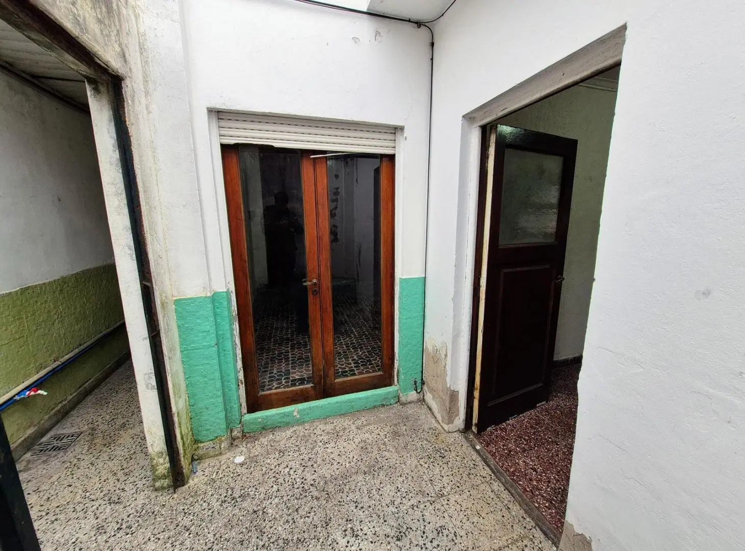 OPORTUNIDAD! PH A REFACCIONAR 2 AMBIENTES CON PATIO! 8