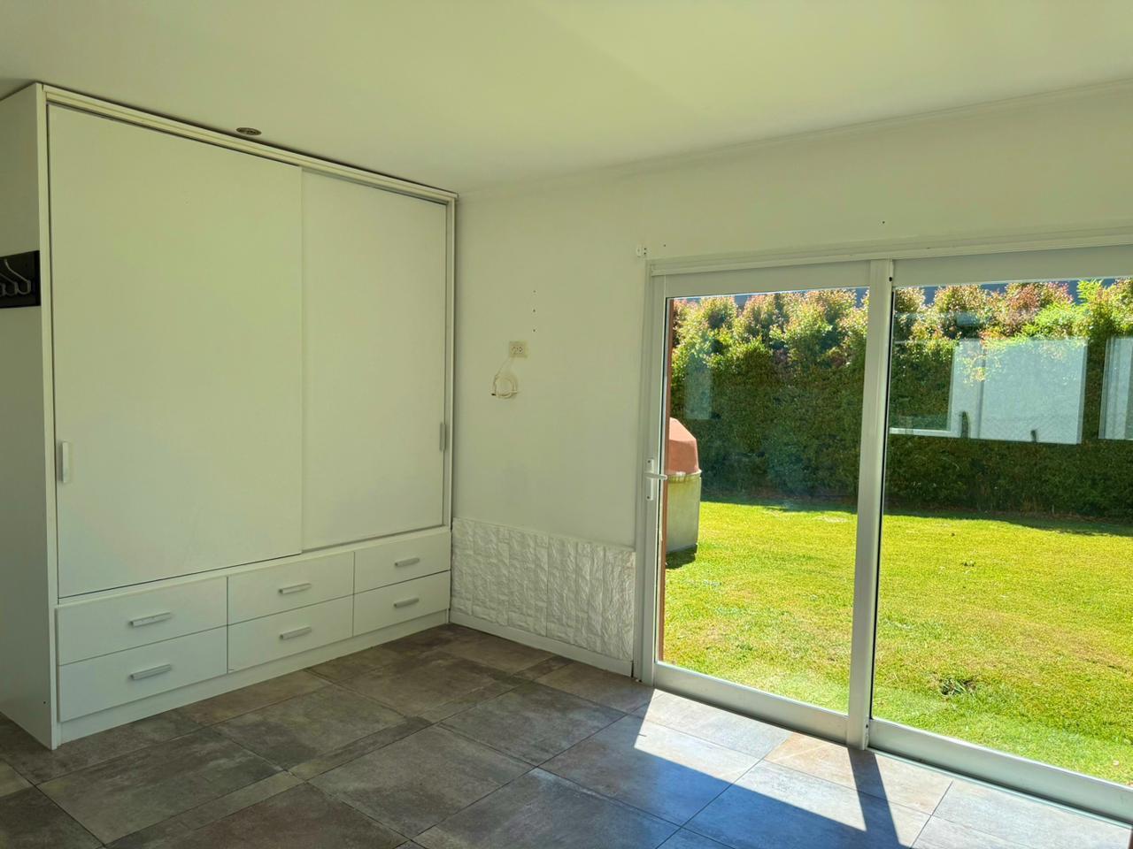 Foto de Alquiler Casa Barrio Arenas del sur, imagen 5