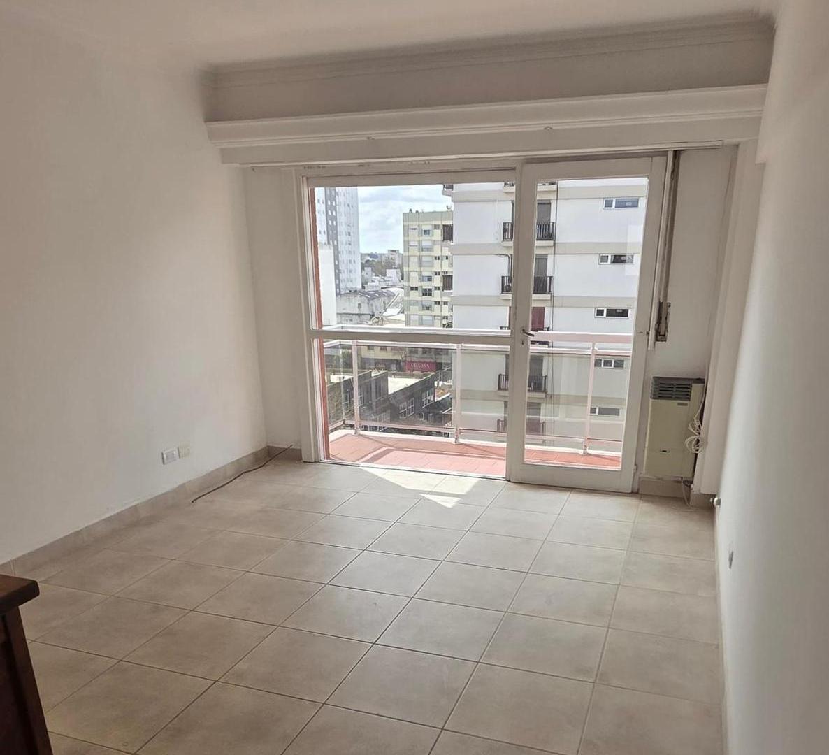 Foto de Departamento 2 amb. c/dependencia, imagen 1