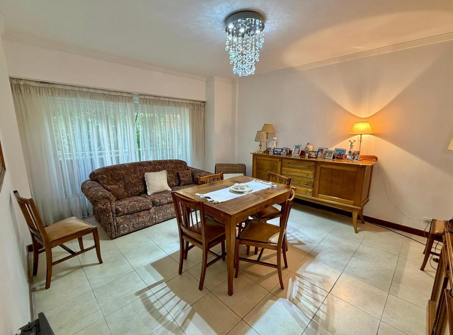 Foto de Departamento de 3 ambientes con patio, imagen 1