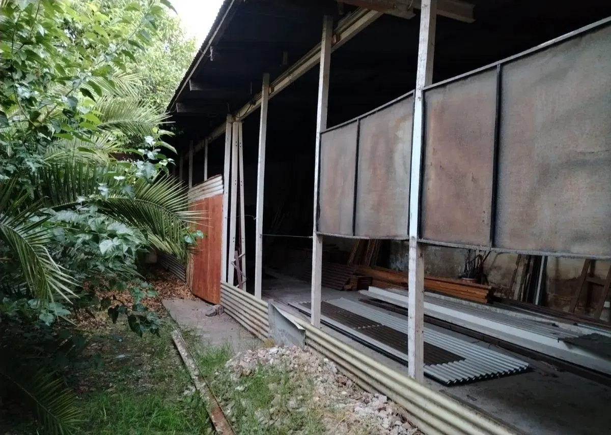BOLIVAR 800 LOMAS DE ZAMORA GALPON SEMI CUB 5,75 X 20 MTS - TERRENO 414 M2 FTE 9,12 X 45,40 7
