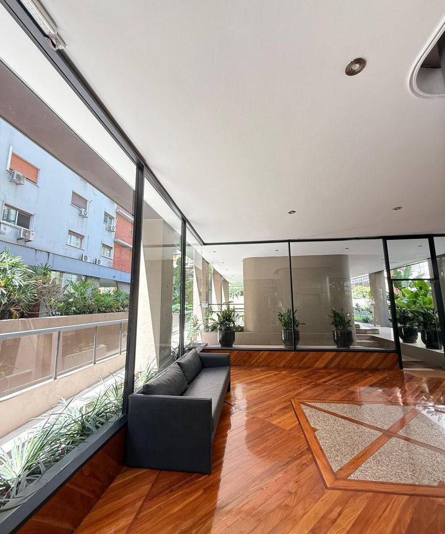Foto de VENTA. Torre, 4 ambientes, dependencia, 2 cocheras, seguridad. Belgrano., imagen 4