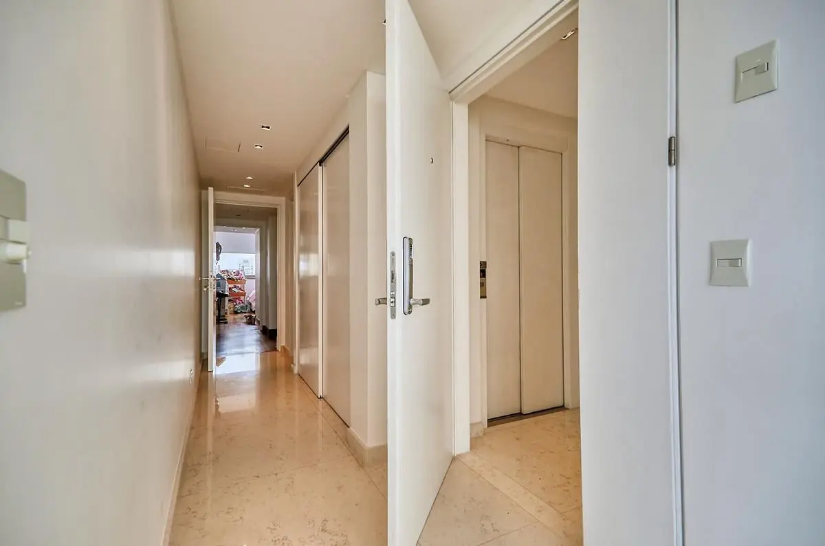 ALQUILER. TORRE GREEN TOWER. 4 AMBIENTES, 2 COCHERAS, AMENITIES, SEGURIDAD. 5