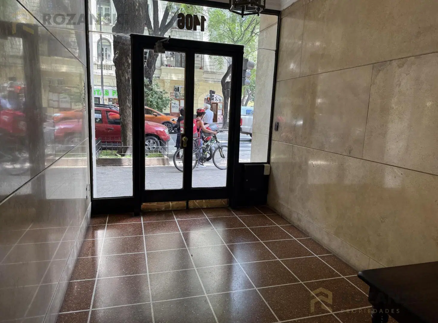 VENTA. 3 AMBIENTES, LAVADERO. PLANTA BAJA. PALERMO 3