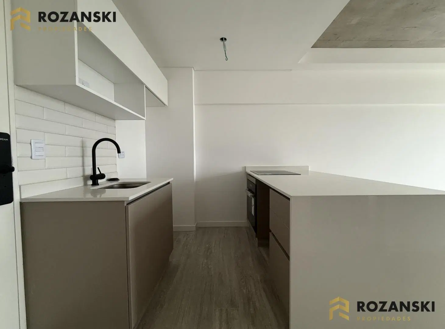 Alquiler 2 ambientes a estrenar con cochera y amenities. Almagro 5