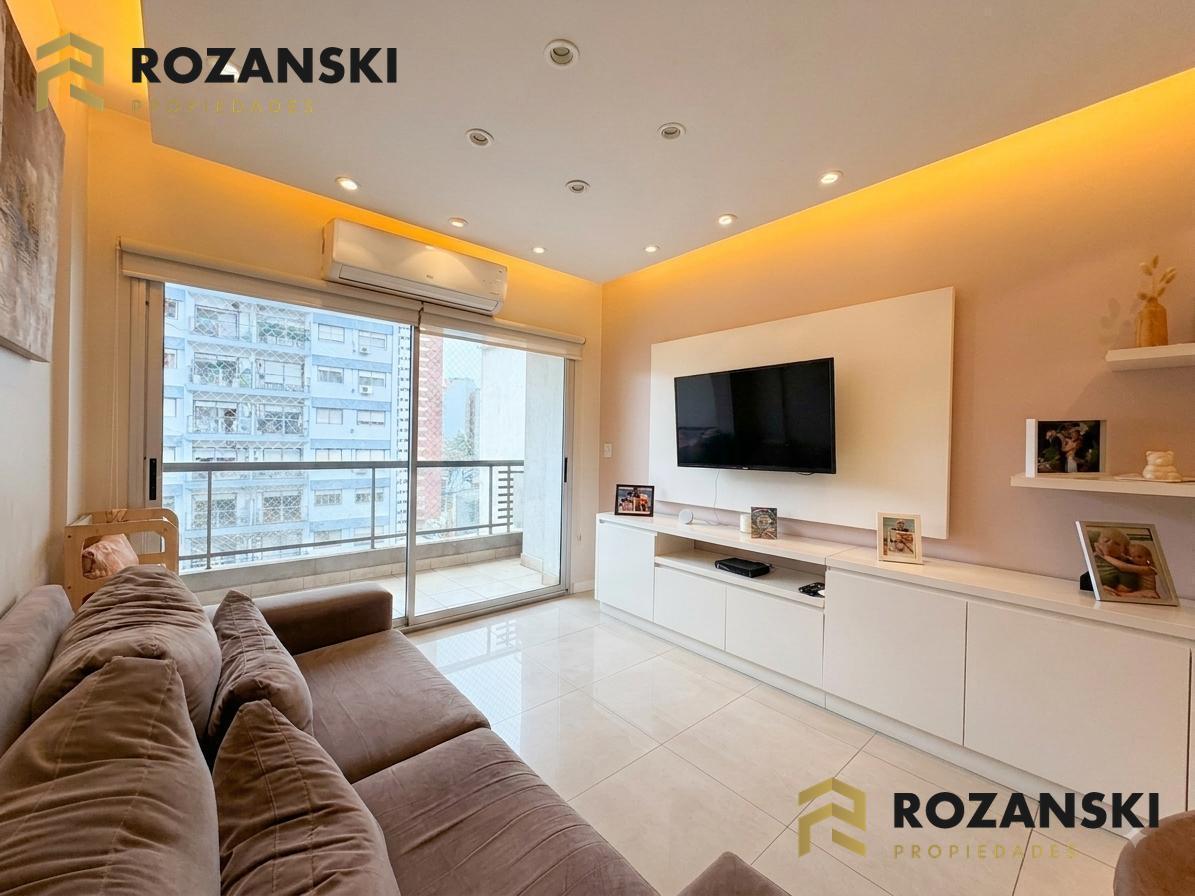 Foto de Venta Departamento 3 ambientes con cochera cubierta en Villa Urquiza, imagen 1