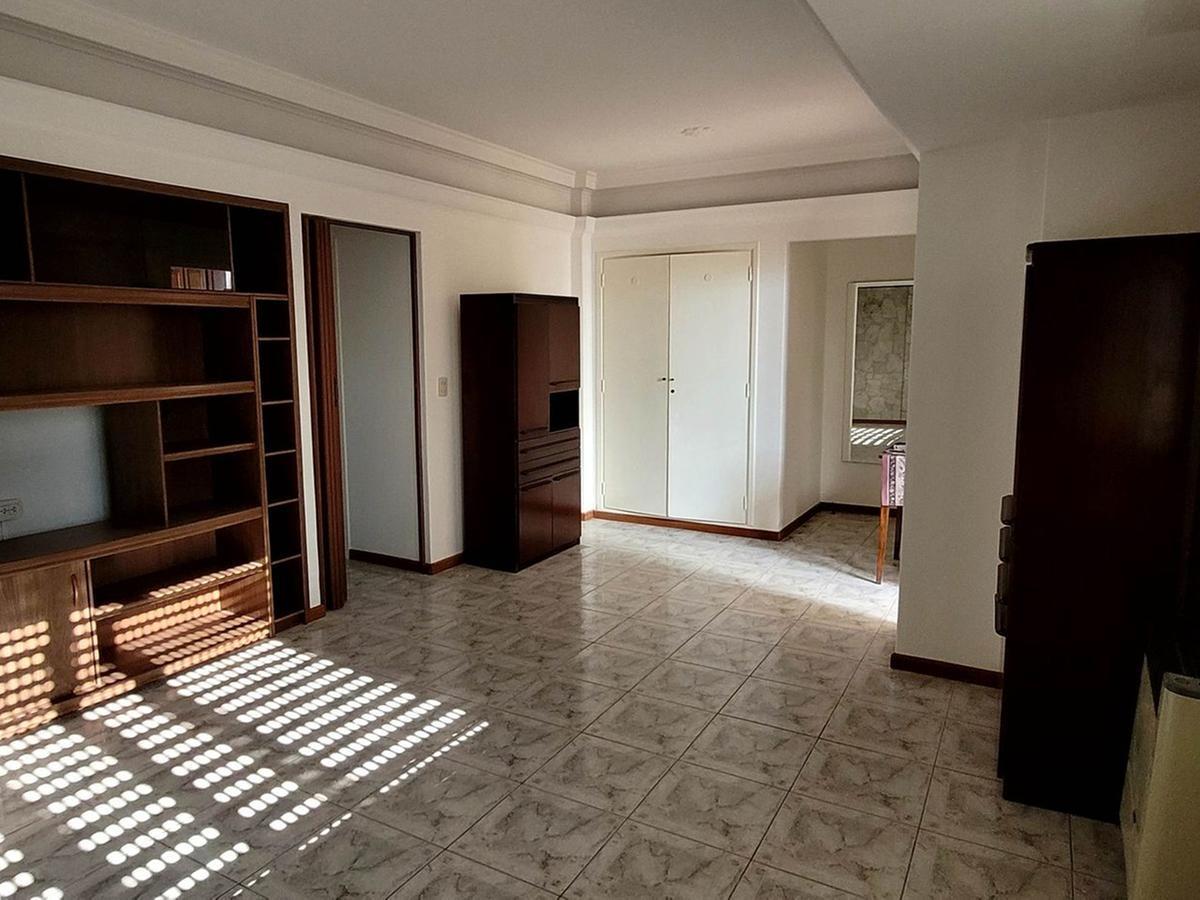 Foto de Departamento de 3 ambientes al frente en excelente ubicación., imagen 4