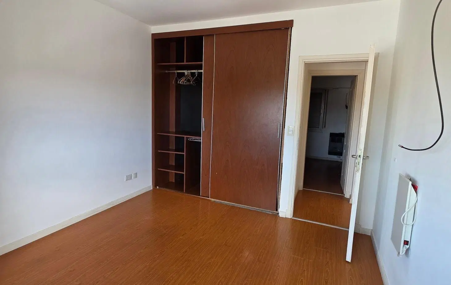 Moderno departamento de 3 amb al frente con cochera 3