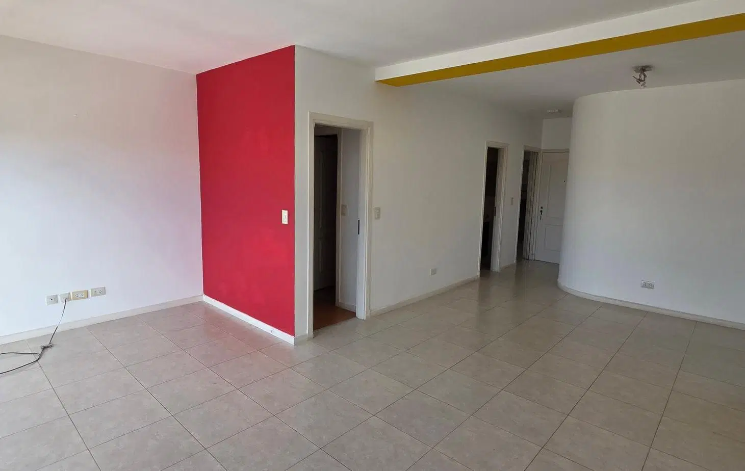 Hermoso depto de 3 amb al frente con cochera edificio moderno. 5