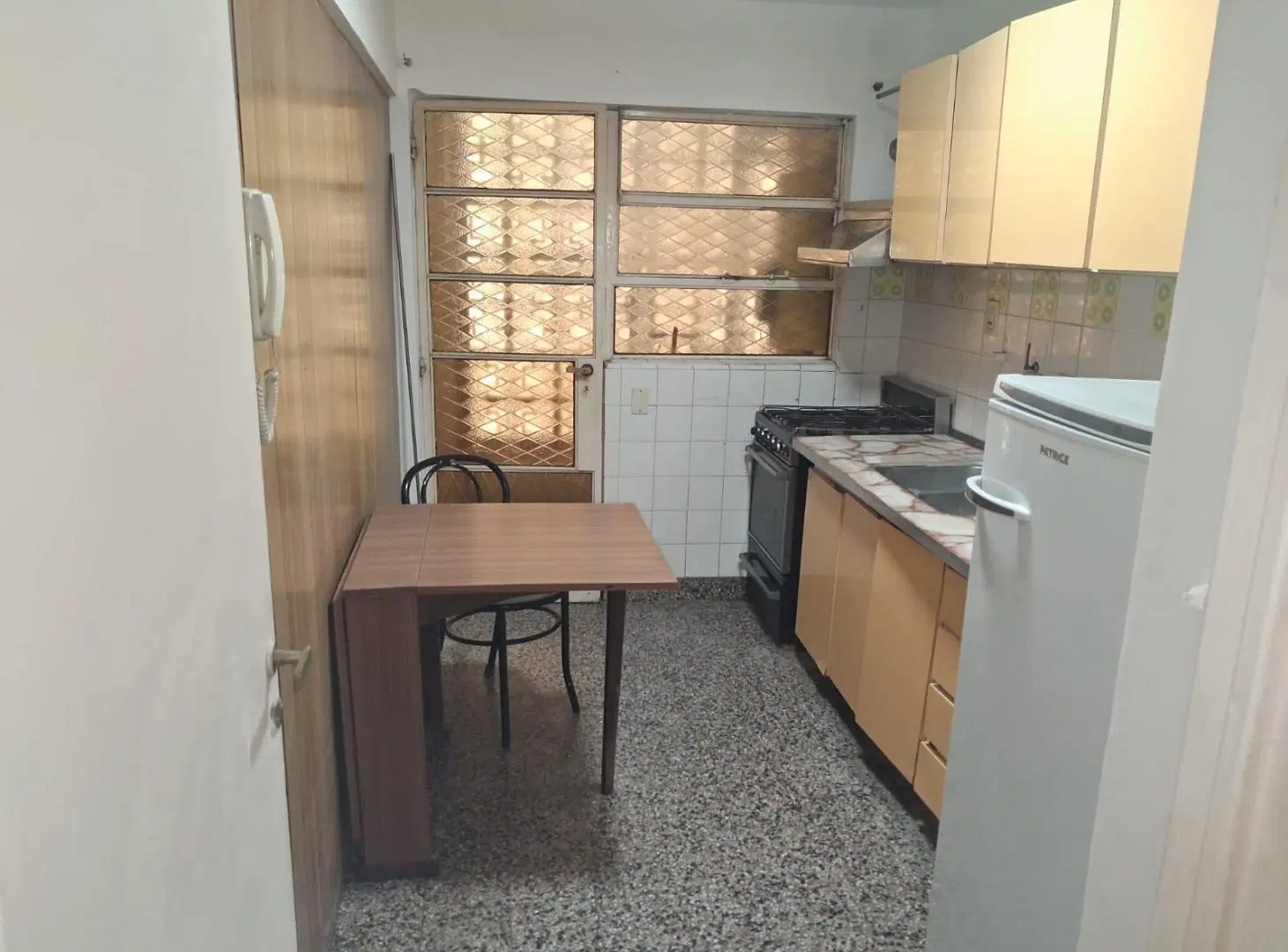 Alquiler depto 3 ambientes por 24 meses. 2