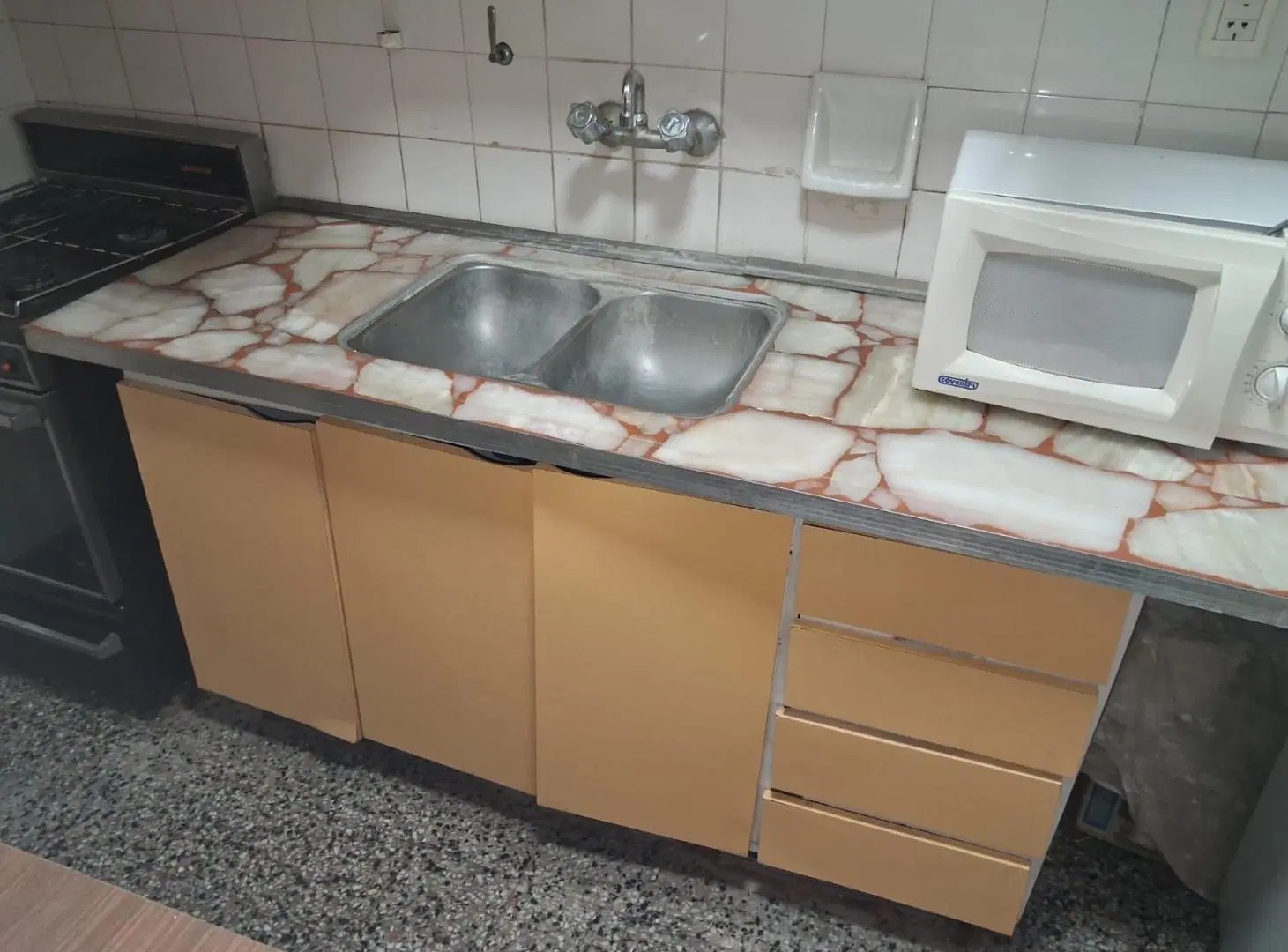 Alquiler depto 3 ambientes por 24 meses. 3