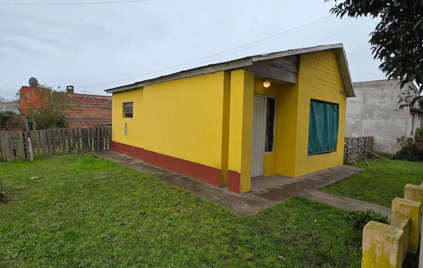 Casa de 2 amb sobre lotre en esquina 15x20 1