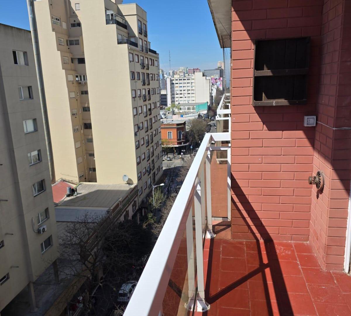 Foto de Departamento. al frente 2 amb mas dependencia, imagen 3