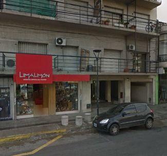 2 Locales chicos -sobre Avenida Cordoba!!!
