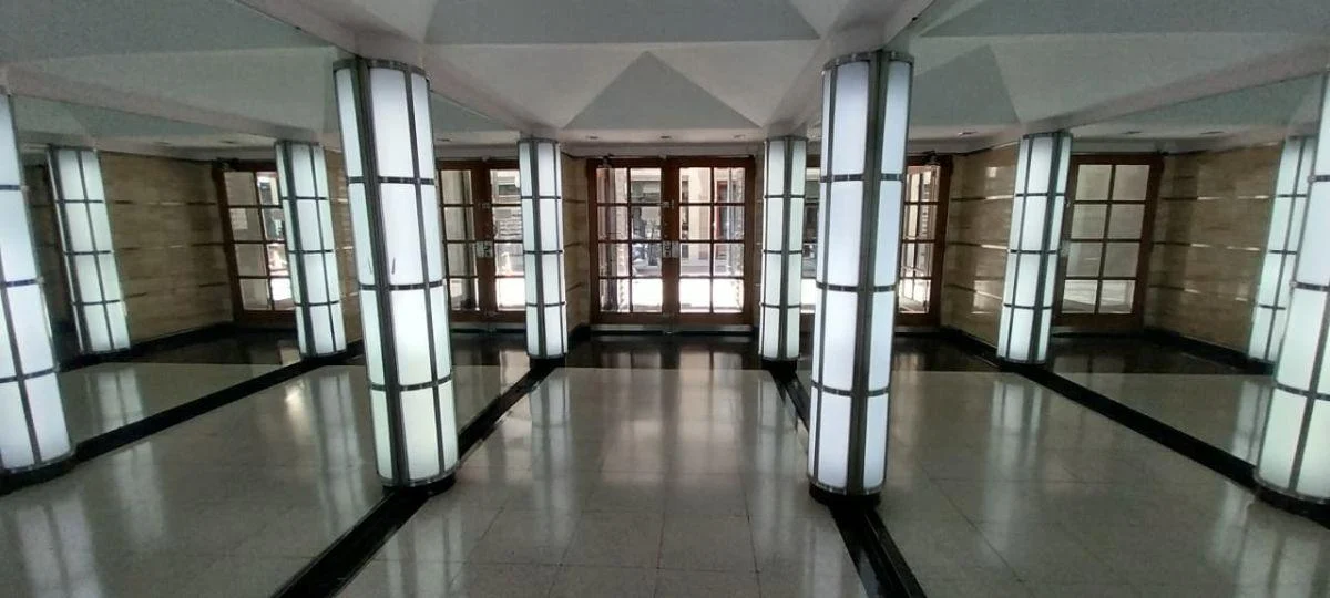 ALQUILER OFICINA 97 m2, LUMINOSA, NO RESIDENCIAL