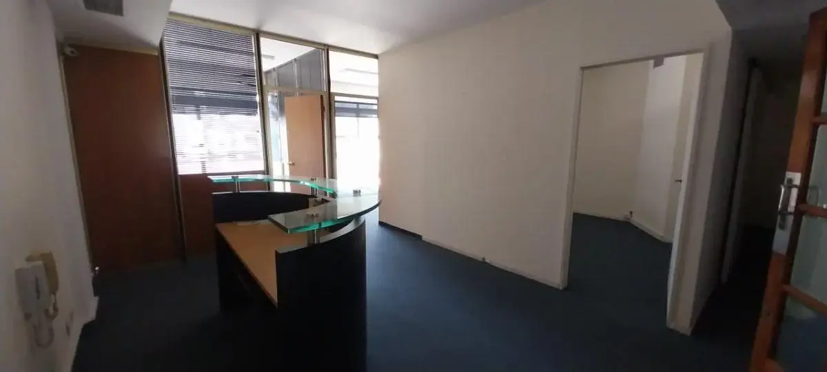 ALQUILER OFICINA 81 m2, LUMINOSA, NO RESIDENCIAL 4