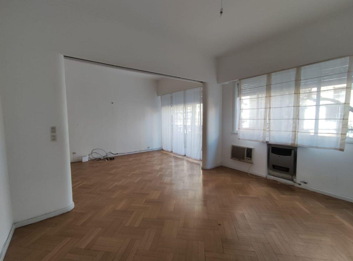 Foto de Hermoso 4 amb + Dependencia al frente 145 m2, imagen 4