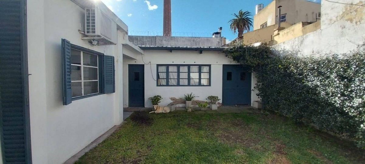 Foto de Local comercial en venta ubicado en Coghlan, imagen 1