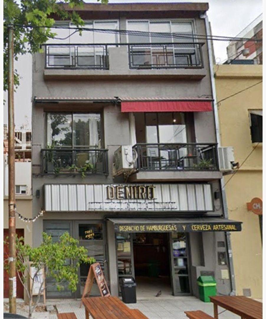 Foto de EDIFICIO EN 3 PLANTAS, LOTE PROPIO, SE VENDE CON 2 RENTAS!!!, imagen 2