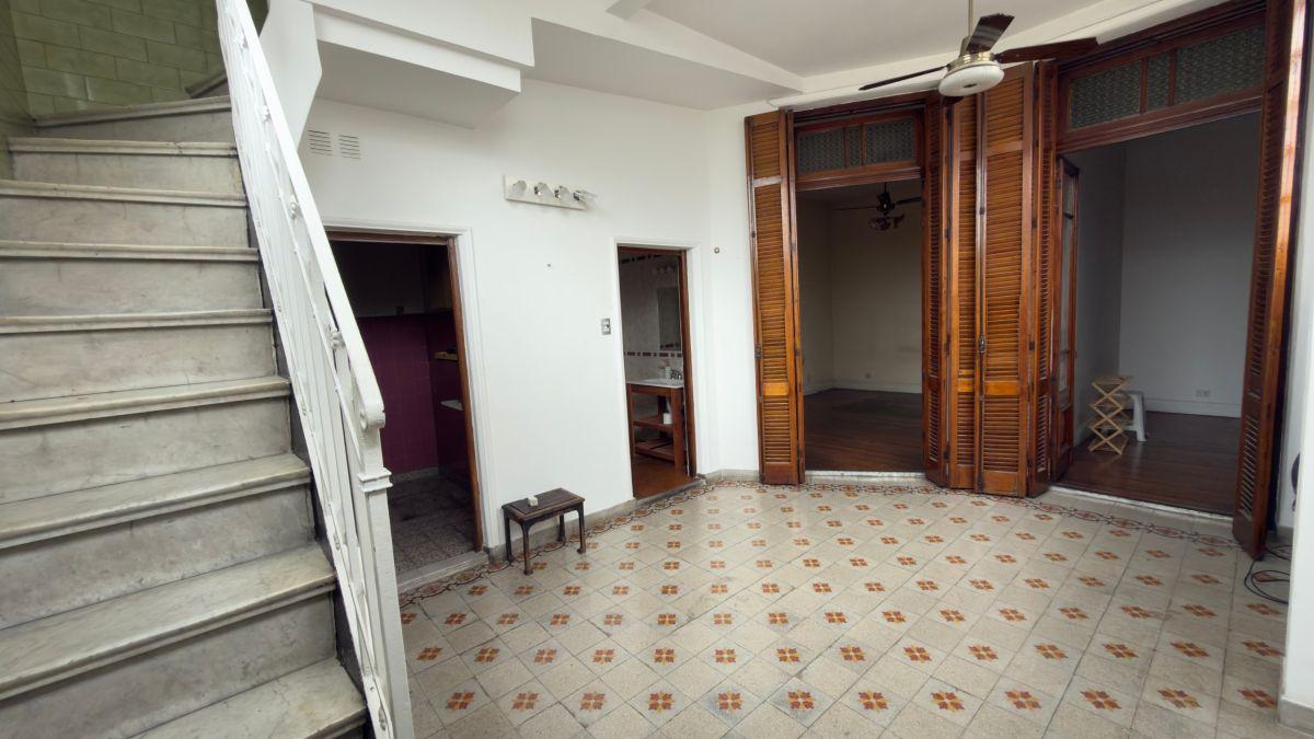 Foto de 1er PISO X ESCALERA CON TERRAZA, PARRILLA, EN BUEN ESTADO!!! LISTO PARA, imagen 4