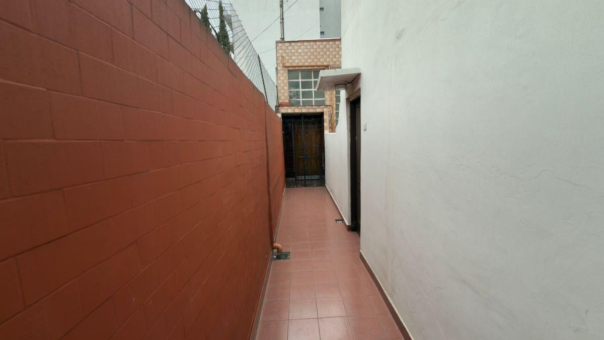 Foto de PH CON TERRAZA, PARRILLA, EN BUEN ESTADO!!! LISTO PARA INGRESAR, imagen 3