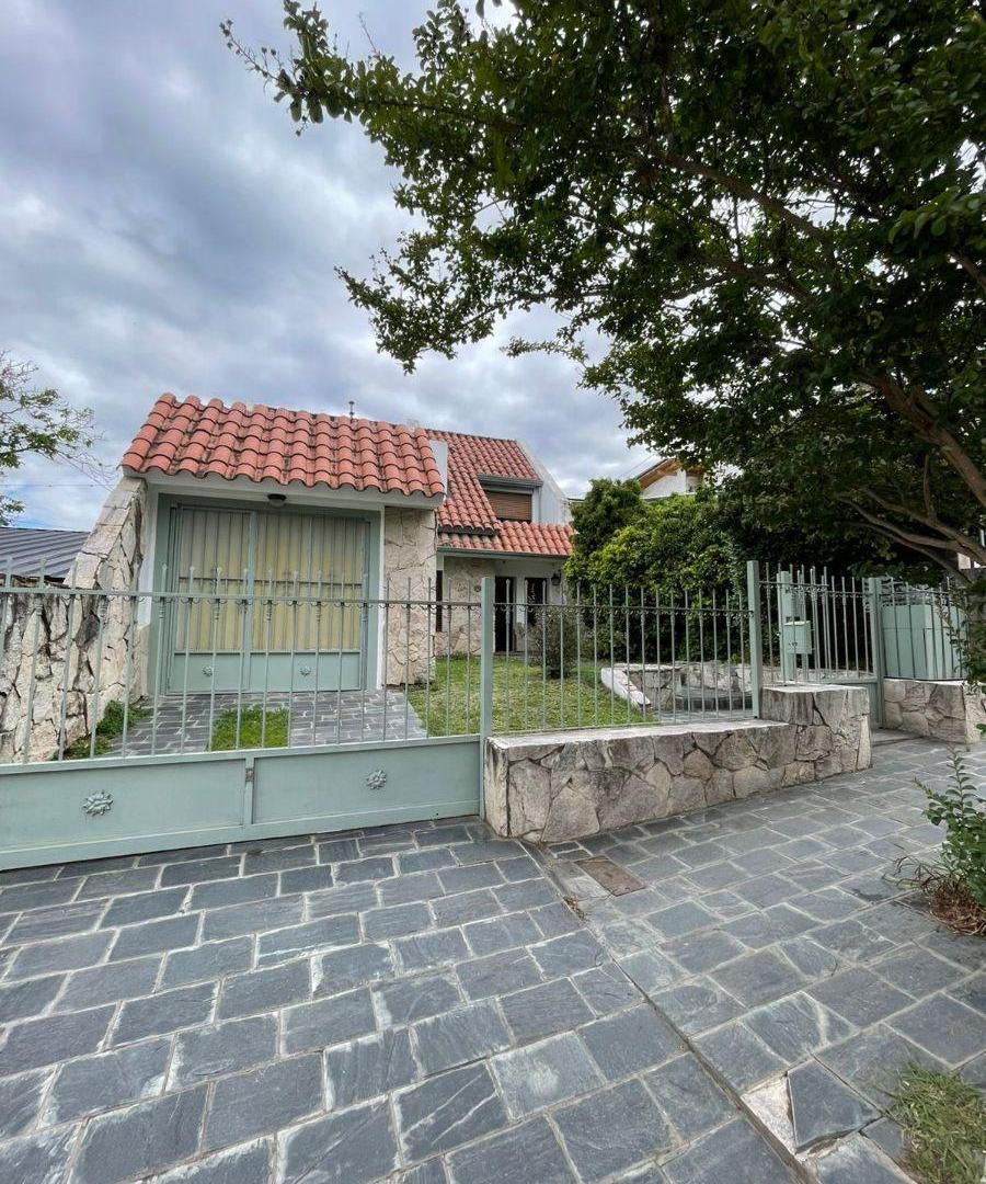CASA EN VENTA 3 DORMITORIOS EN RIO CEBALLOS-BARRIO ÑU PORA