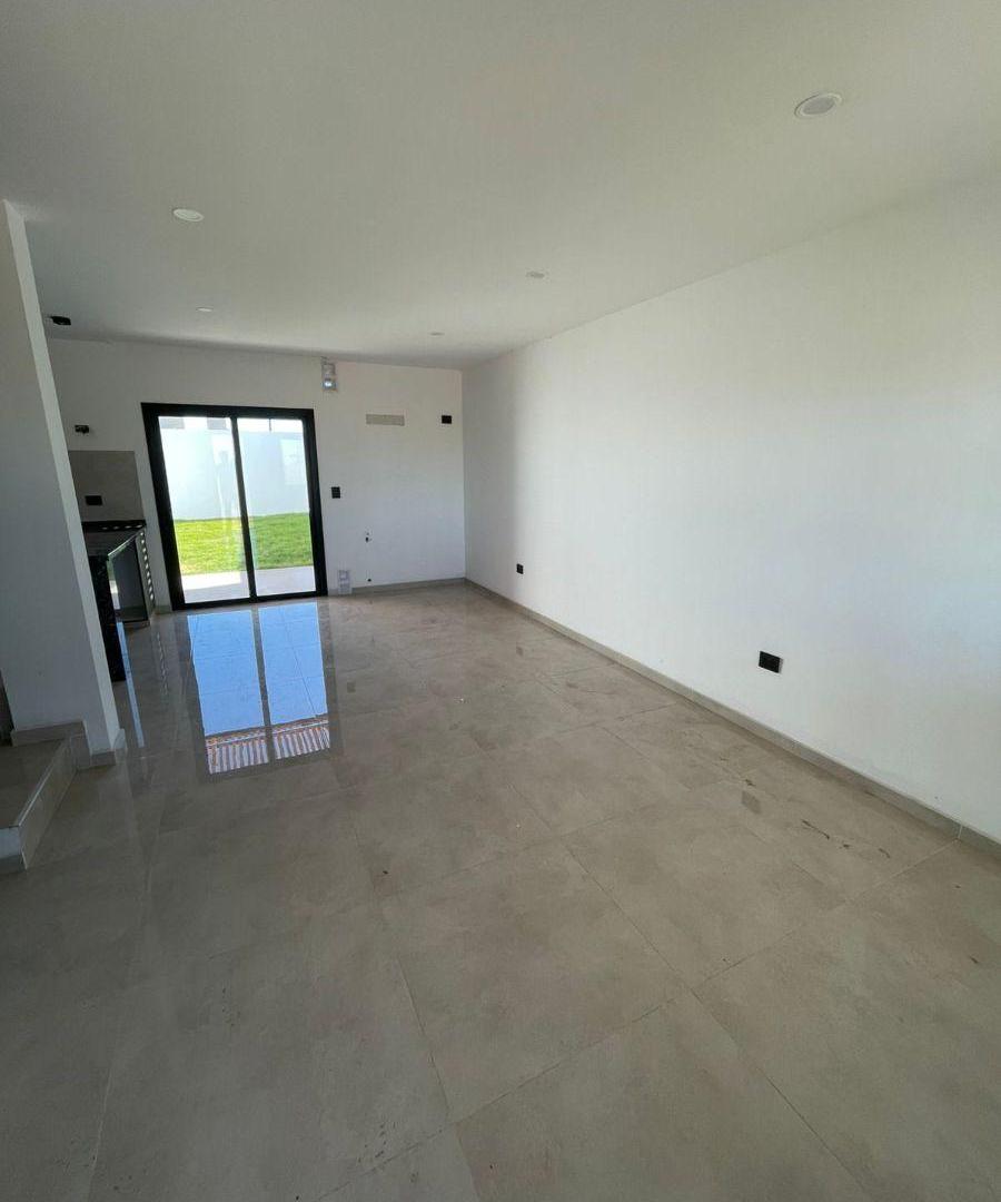 Foto de VENTA DUPLEX A ESTRENAR EN CAMPOS DE MANANTIALES-3 DORMITORIOS, imagen 2