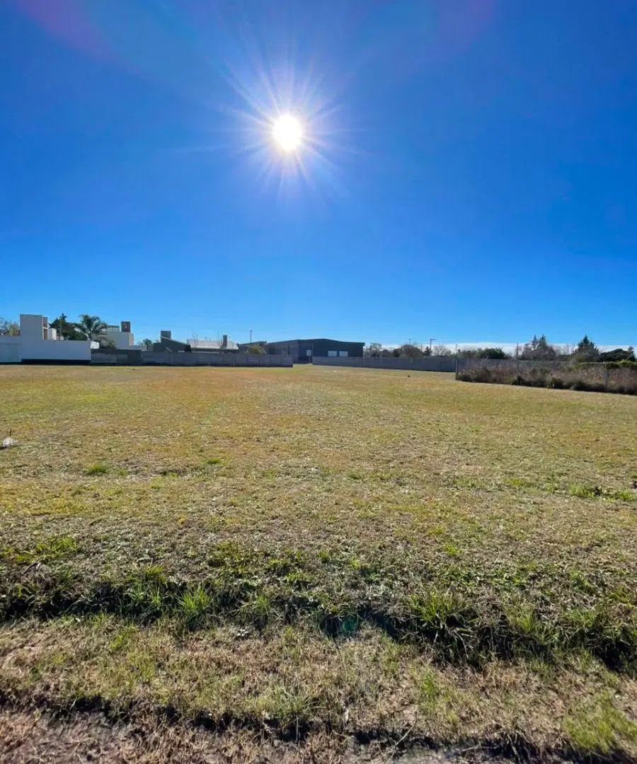 LOTES EN VENTA 900 MTS2-SERVICIOS-ESCRITURA-FINANCIACION-DESPEÑADEROS 4