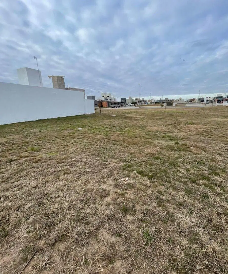 LOTE EN VENTA APTO DUPLEX DE 294 MTS2 EN COLINAS DE MANANTIALES- GRAN OPORTUINIDAD DE INVERSION!! 5
