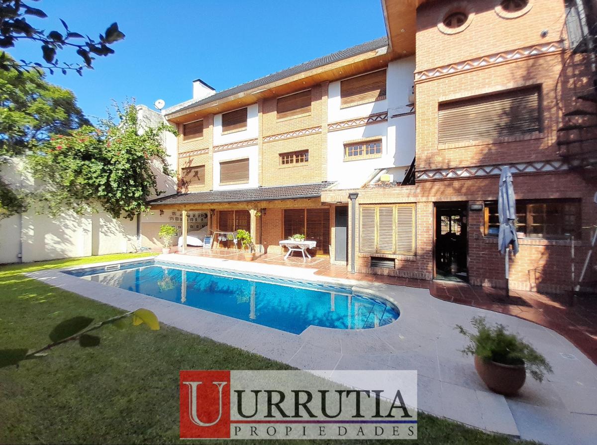 Casa 7 Amb. con Jardín, Piscina y Cochera en Florida 2