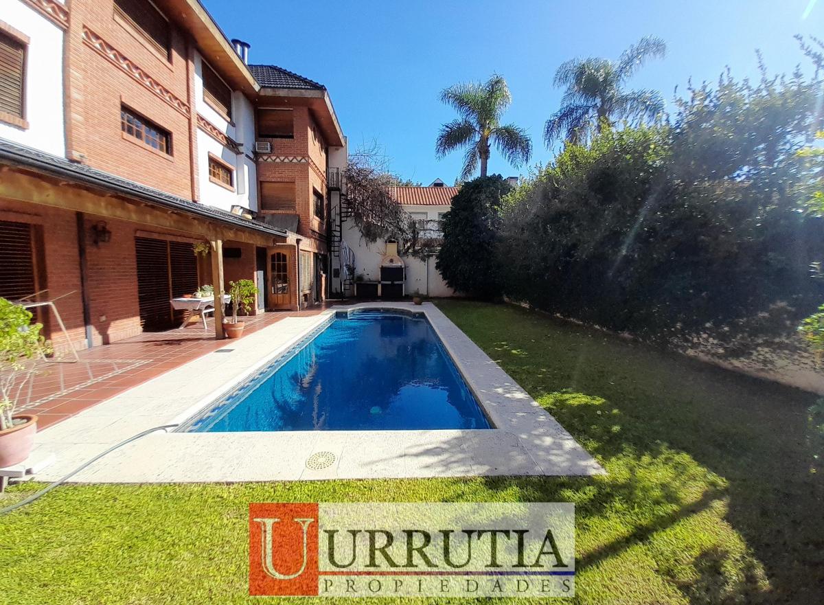 Casa 7 Amb. con Jardín, Piscina y Cochera en Florida 5