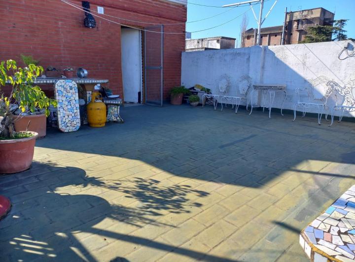 EXCELENTE PH TIPO CASA INDEPENDIENTE CON COCHERA Y TERRAZA!!!