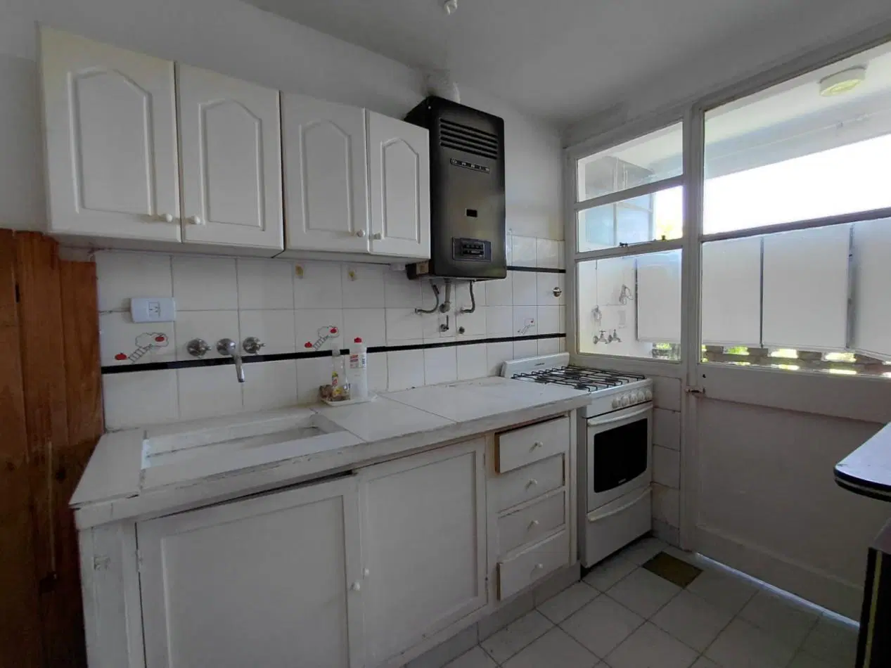Departamento en alquiler en Florida Mitre/Este 3