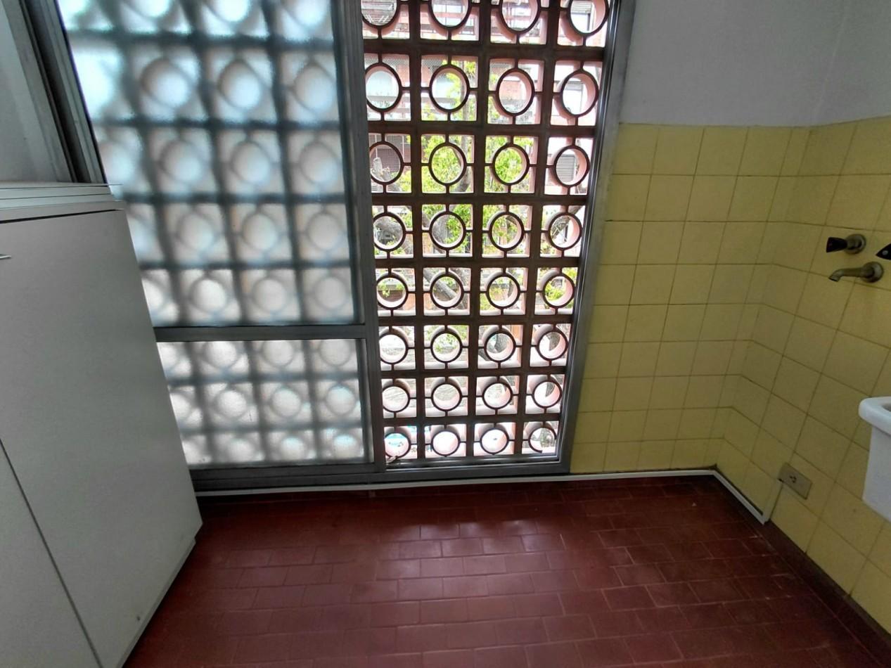 Foto de DEPARTAMENTO EN ALQUILER CONTRAFRENTE CON COCHERA Y BALCON, imagen 4