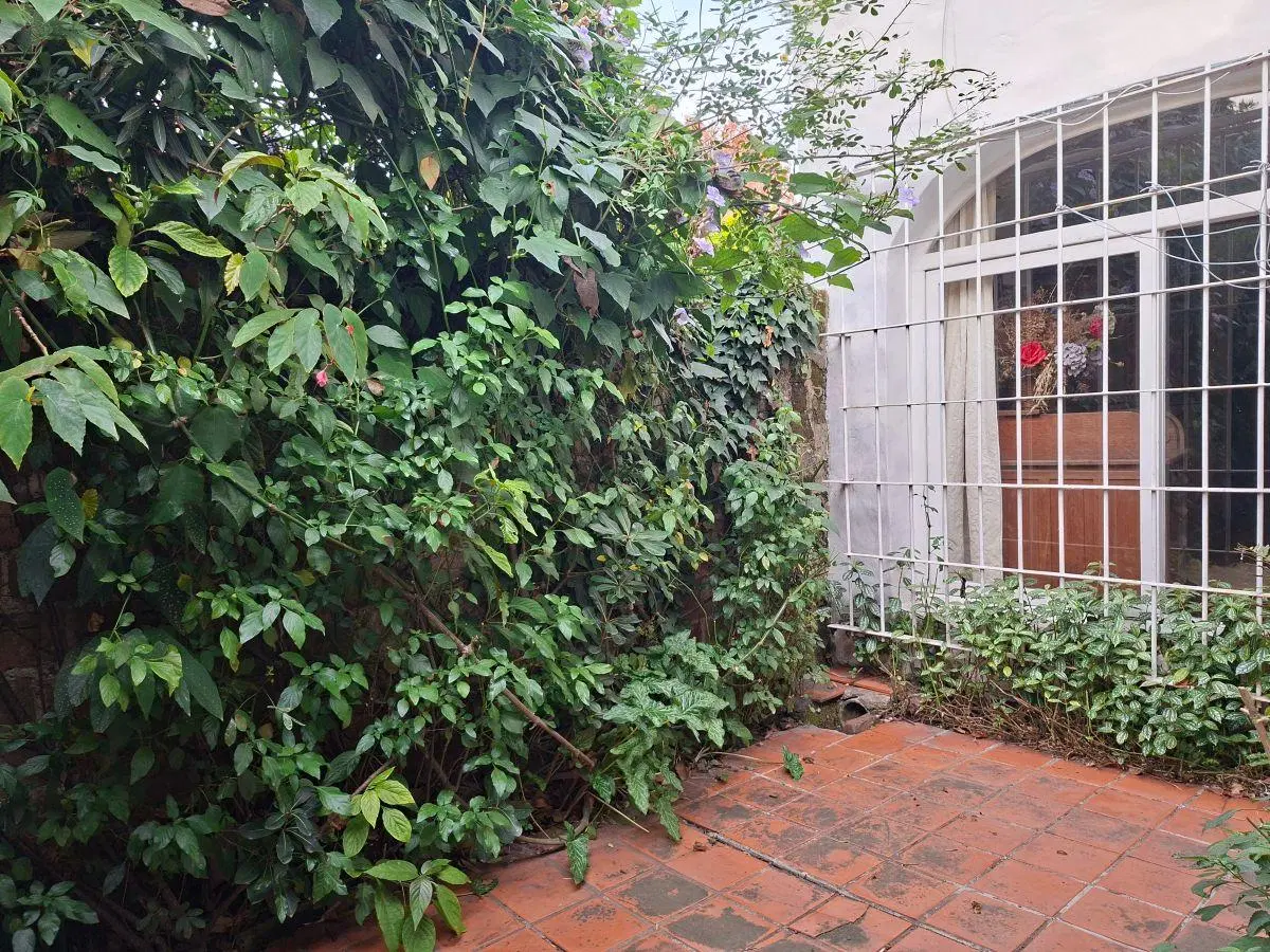 CASA EN VENTA BECCAR 5 AMB JARDÍN PILETA QUINCHO GARAGE EXCEL. UBICACION 5