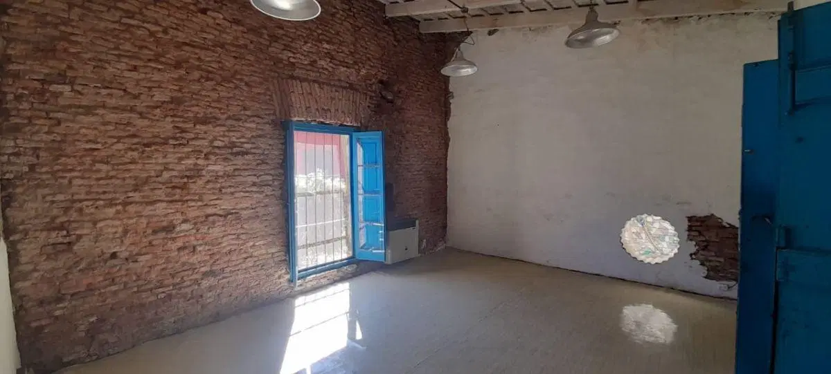 Casa con 2 dormitorios en VENTA en Béccar. Jardin. Vias a Libertador. 2