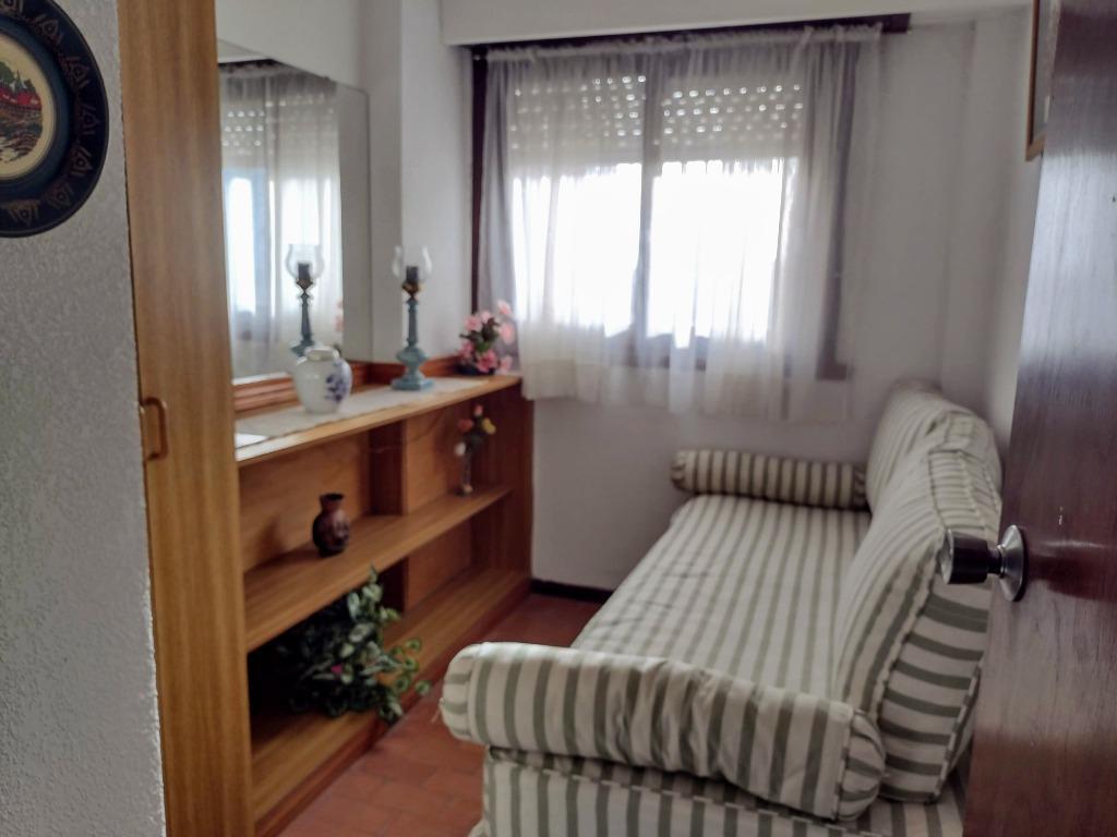 Venta Departamento de 4 Ambientes con Cochera 2