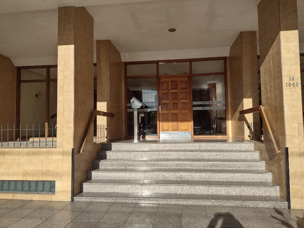 Venta Departamento de 2 Ambientes 1