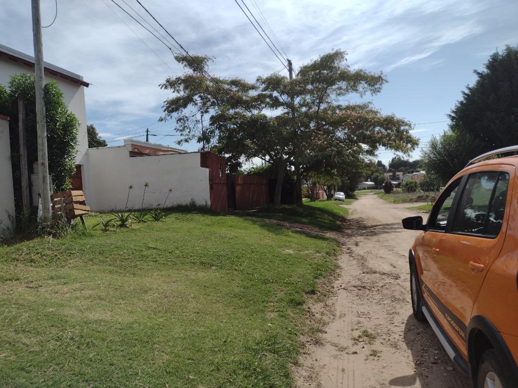 Venta de Lote con Construcción en Miramar 4