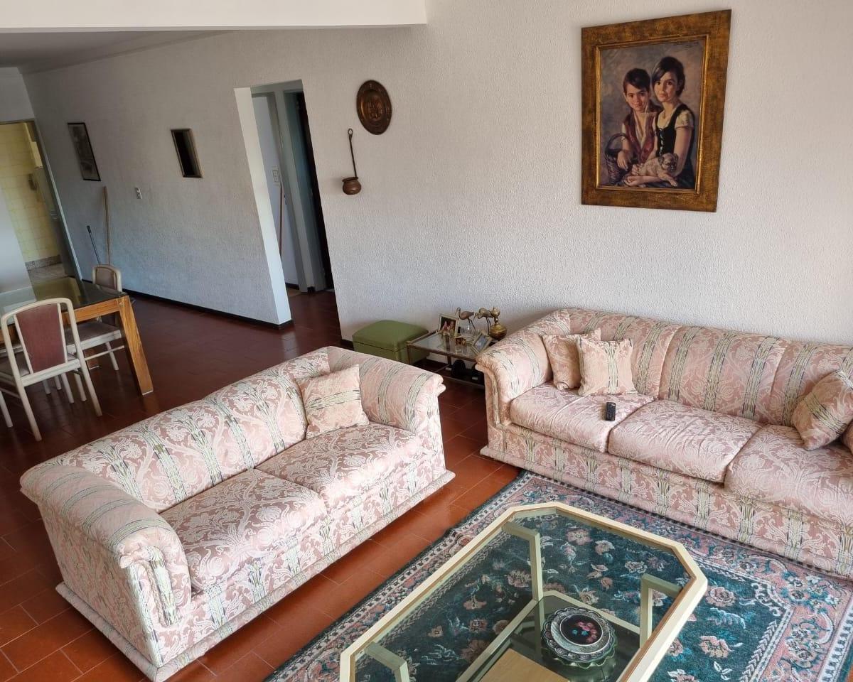 Venta Departamento de 4 Ambientes 4
